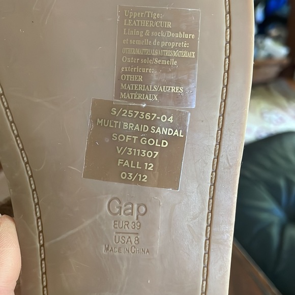 Gap gold gladiator style sandals (sz 8) - Picture 3 of 9